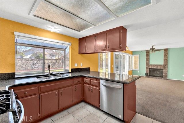 1949 Lockwood, Corona, CA 92881