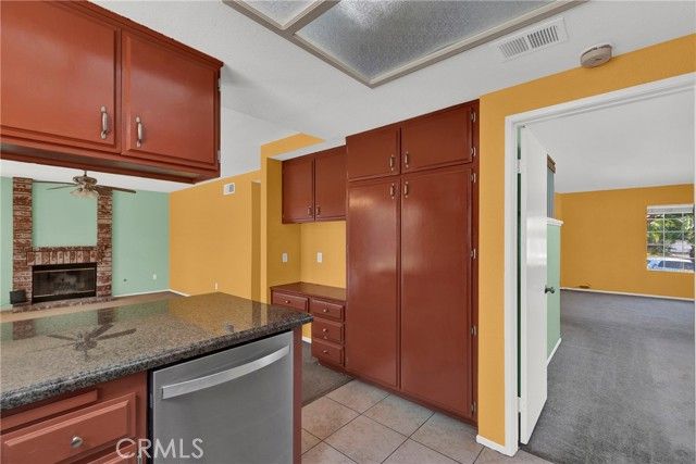 1949 Lockwood, Corona, CA 92881