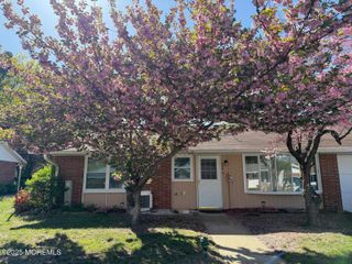 459B Portsmouth Drive B, Lakewood, NJ 08701