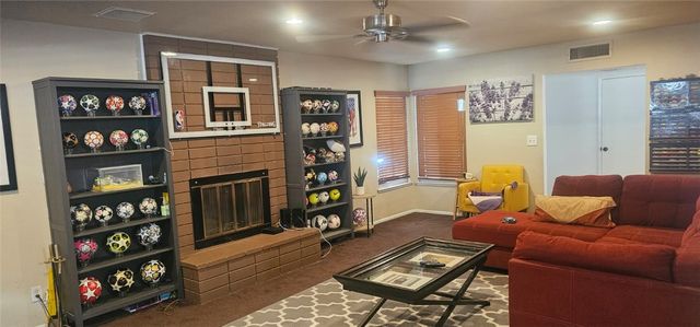 15728 La Paz, Victorville, CA 92395