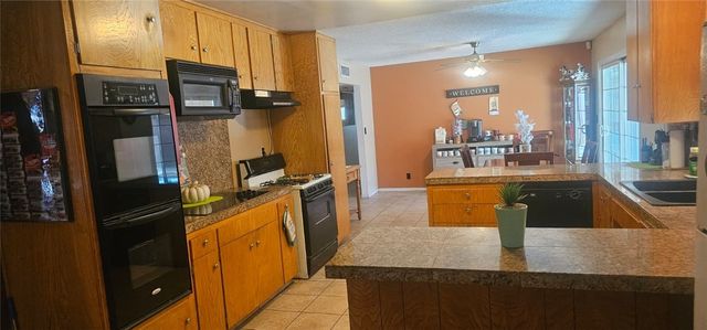 15728 La Paz, Victorville, CA 92395