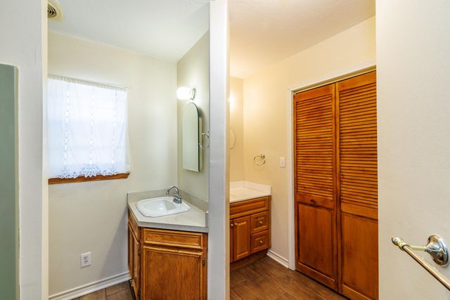 21 N CR 235, Gonzales, TX 78629