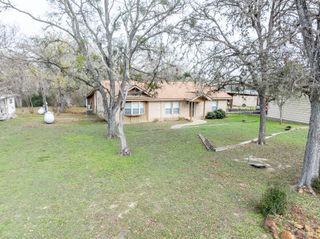 21 N CR 235, Gonzales, TX 78629
