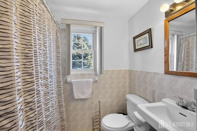 6 Jasko Court, South Amboy, NJ 08879