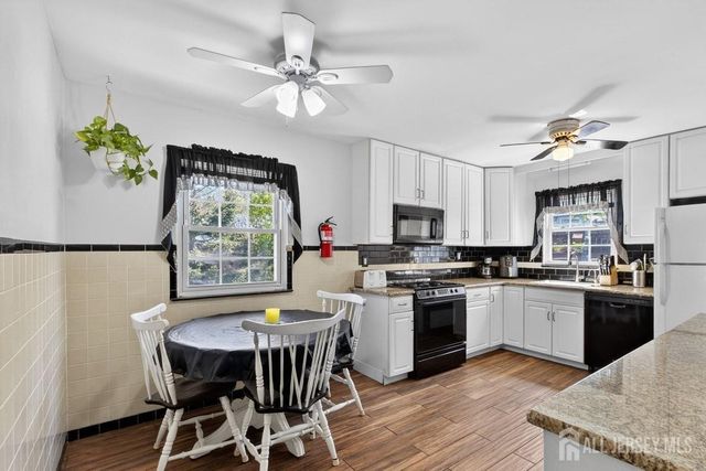 6 Jasko Court, South Amboy, NJ 08879