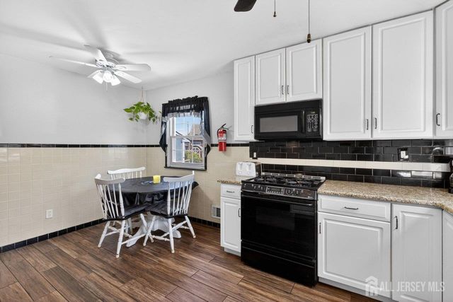 6 Jasko Court, South Amboy, NJ 08879