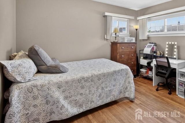 6 Jasko Court, South Amboy, NJ 08879