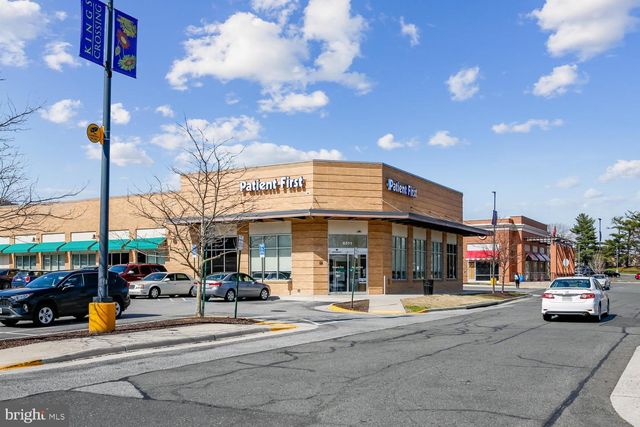 5812 N N KINGS HWY, Alexandria, VA 22303