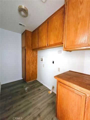 45521 13, Lancaster, CA 93534
