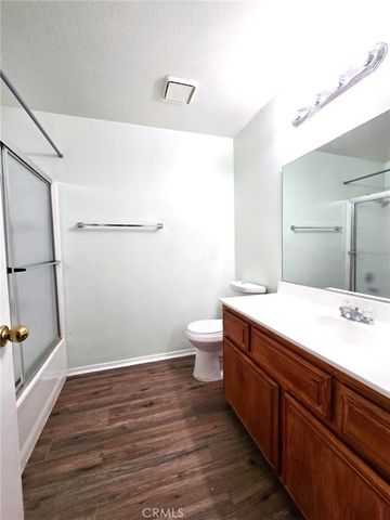 45521 13, Lancaster, CA 93534