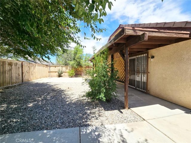 45521 13, Lancaster, CA 93534