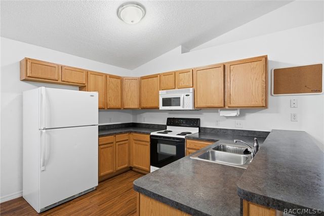 3198 E Bradley Street, Inverness, FL 34453