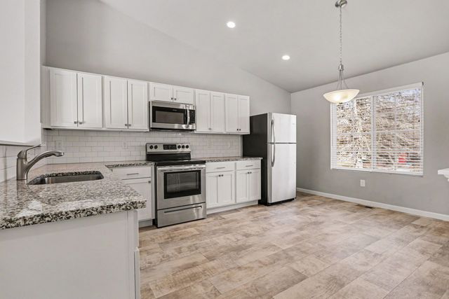 423 E Ellsworth Street, Bellevue Village, MI 49021