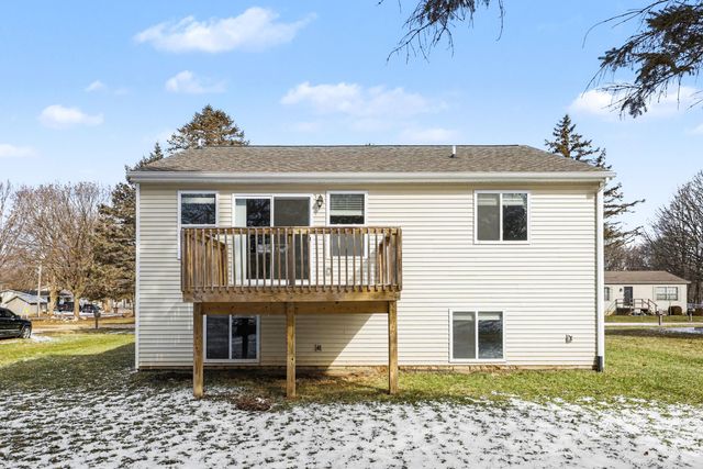 423 E Ellsworth Street, Bellevue Village, MI 49021
