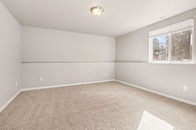 423 E Ellsworth Street, Bellevue Village, MI 49021