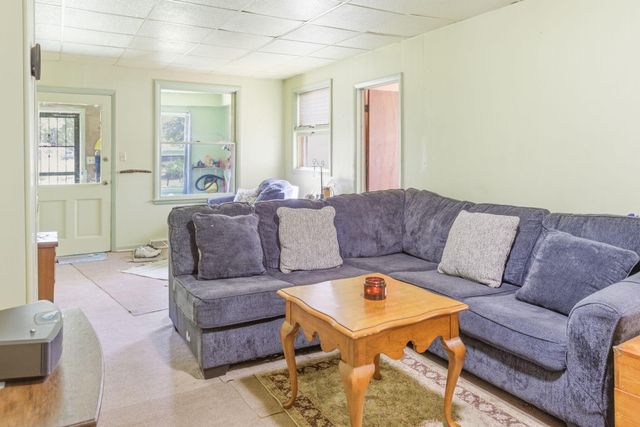 1356 Pipestone Road, Benton Charter Twp, MI 49022