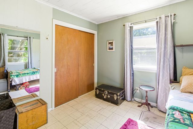 1356 Pipestone Road, Benton Charter Twp, MI 49022