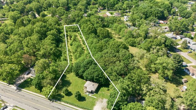 1356 Pipestone Road, Benton Charter Twp, MI 49022