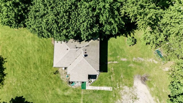 1356 Pipestone Road, Benton Charter Twp, MI 49022