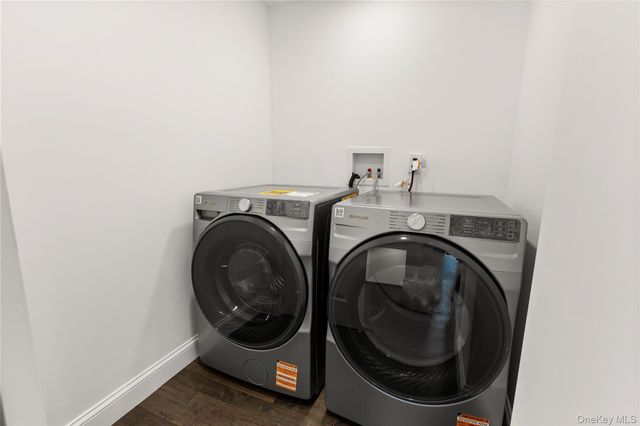 184 Dallas Street, Lindenhurst, NY 11757