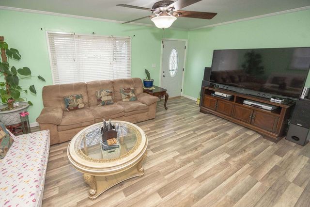 320 S Raynor Avenue, Joliet, IL 60436