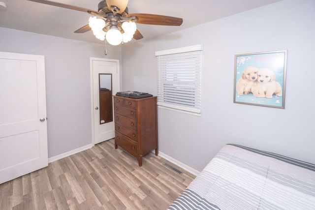 320 S Raynor Avenue, Joliet, IL 60436