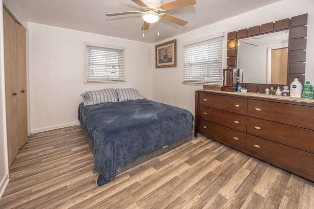 320 S Raynor Avenue, Joliet, IL 60436