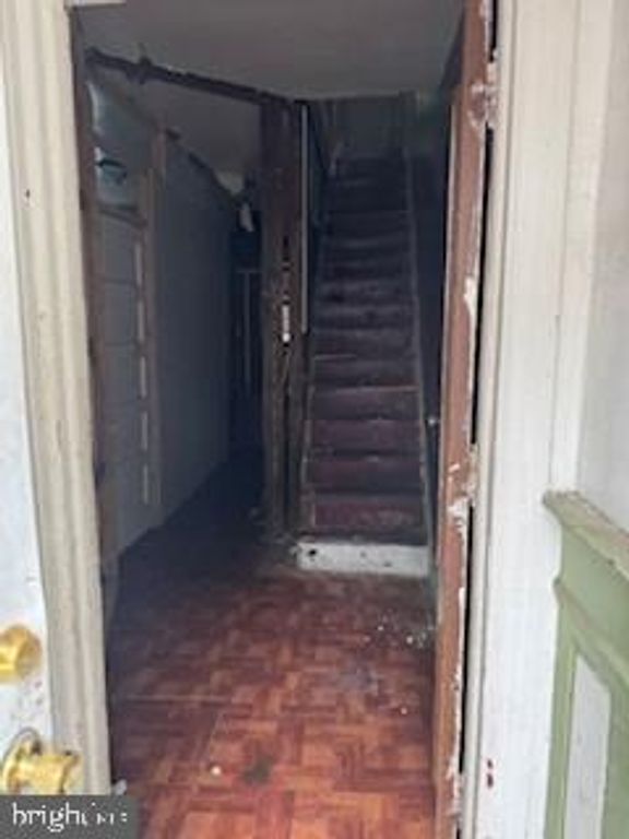 2713 N HEMBERGER ST, Philadelphia, PA 19132
