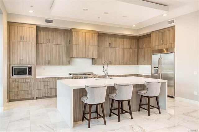 11527 N Darcy, Porter Ranch, CA 91326