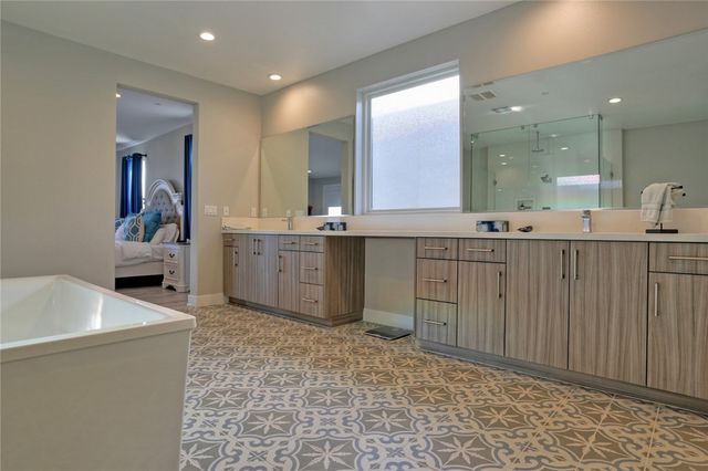 11527 N Darcy, Porter Ranch, CA 91326