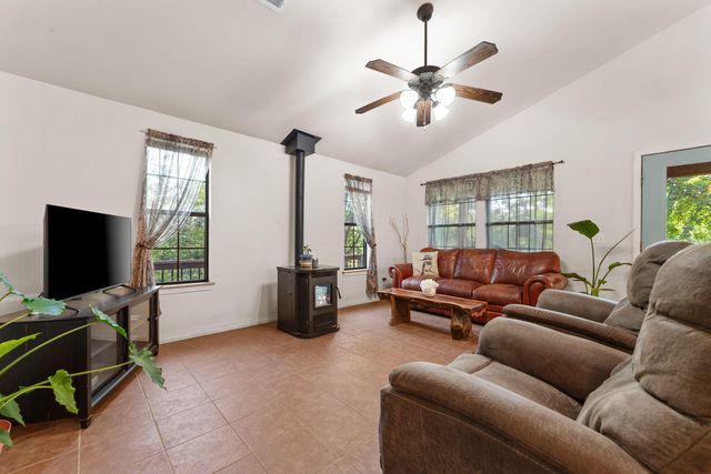 518 Baker Hole Road, Galena, MO 65656