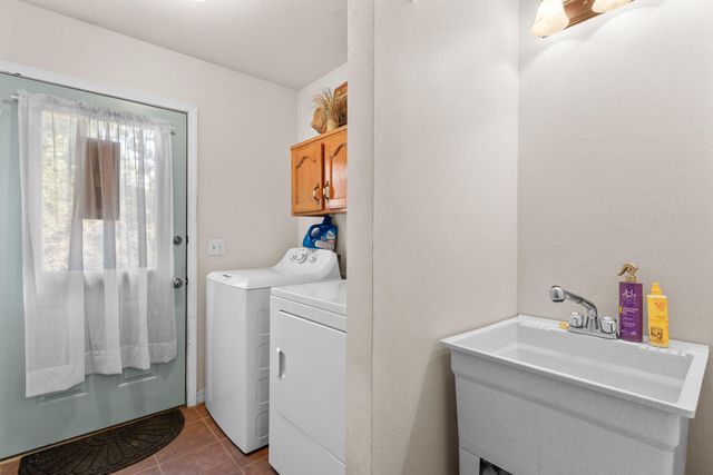 518 Baker Hole Road, Galena, MO 65656