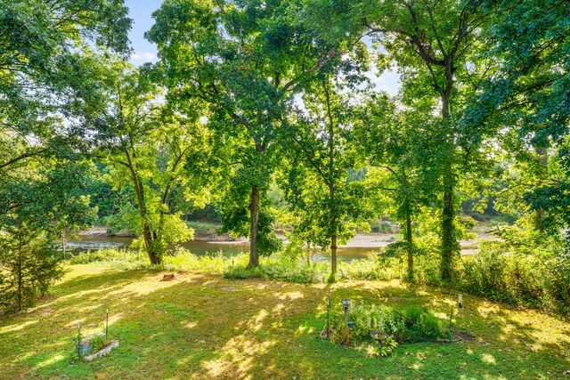 518 Baker Hole Road, Galena, MO 65656