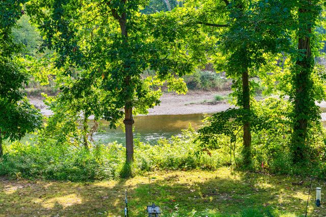 518 Baker Hole Road, Galena, MO 65656