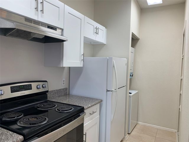 2710 Grants Lake Boulevard M5, Sugar Land, TX 77479