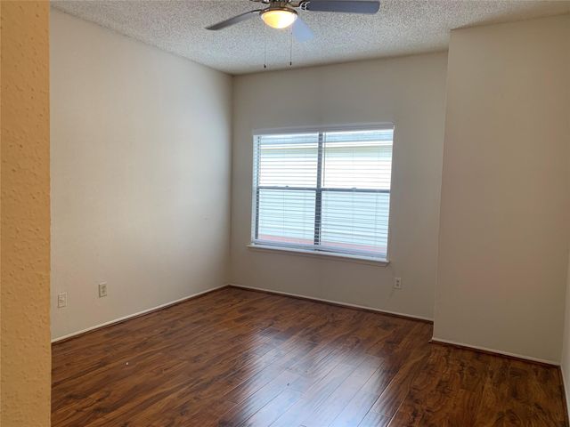 2710 Grants Lake Boulevard M5, Sugar Land, TX 77479