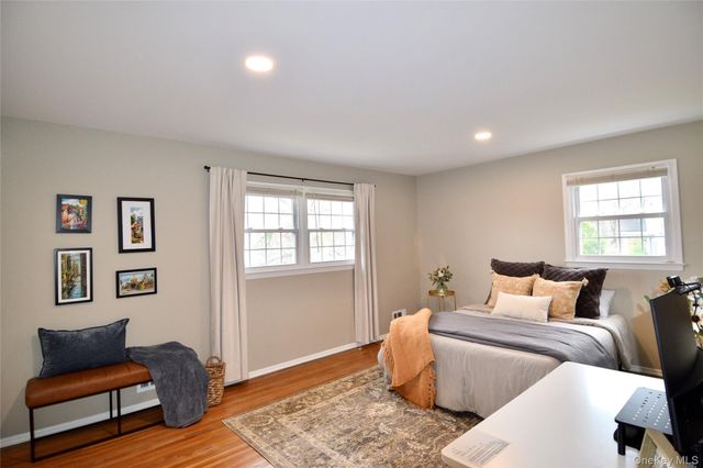 1131 Dobbs Ferry Road, White Plains, NY 10607