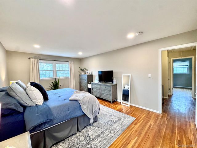 1131 Dobbs Ferry Road, White Plains, NY 10607