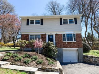 1131 Dobbs Ferry Road, White Plains, NY 10607