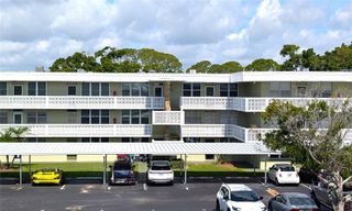 4890 BAY ST NE 324, St Petersburg, FL 33703