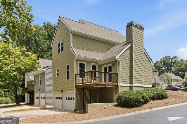 8 Vernon Glen Court, Sandy Springs, GA 30338