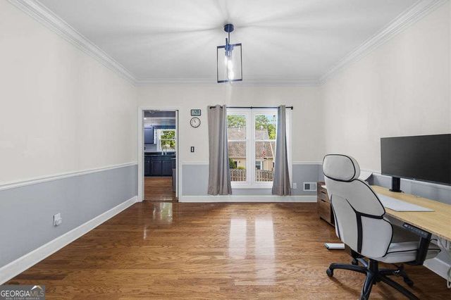8 Vernon Glen Court, Sandy Springs, GA 30338
