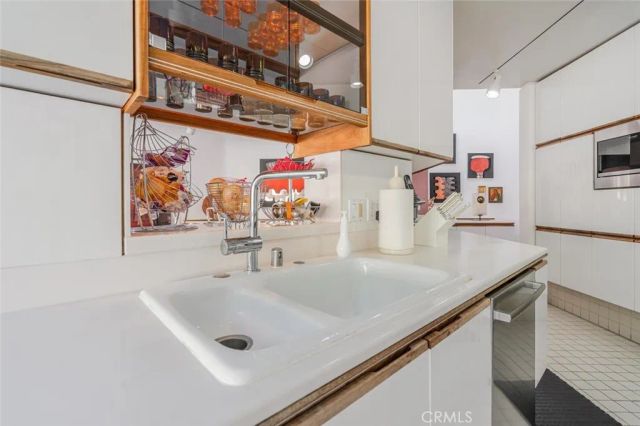 120 Stagecoach Road, Bell Canyon, CA 91307