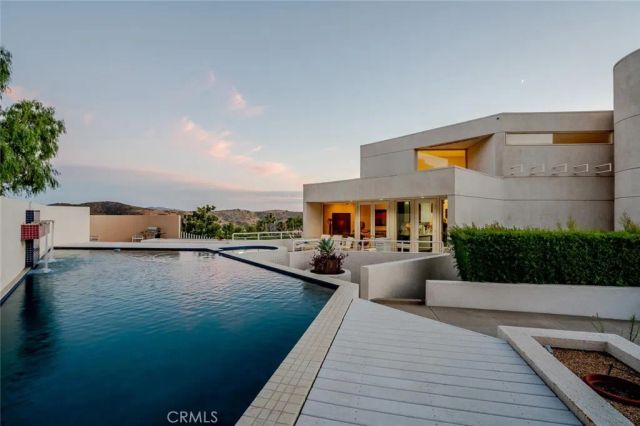 120 Stagecoach Road, Bell Canyon, CA 91307