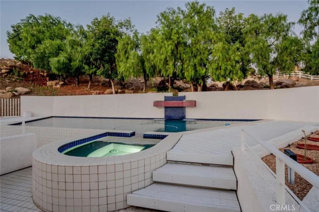 120 Stagecoach Road, Bell Canyon, CA 91307