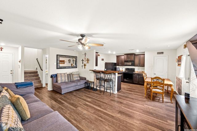 15244 Sleepy River Way, Von Ormy, TX 78073