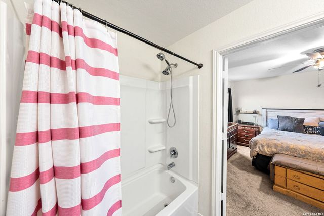 15244 Sleepy River Way, Von Ormy, TX 78073
