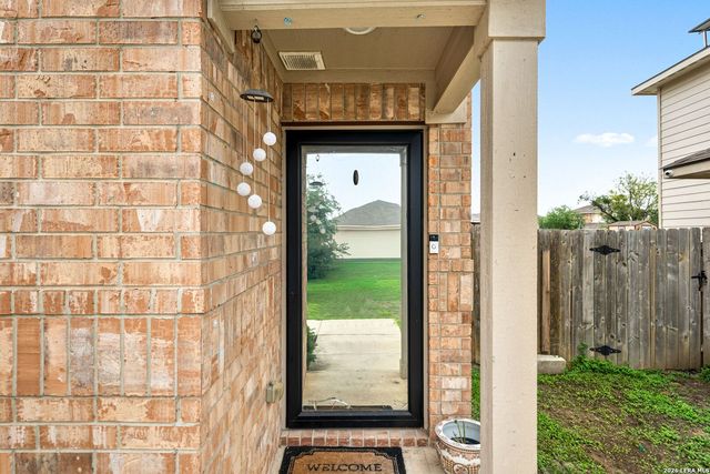 15244 Sleepy River Way, Von Ormy, TX 78073