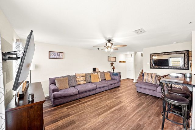 15244 Sleepy River Way, Von Ormy, TX 78073