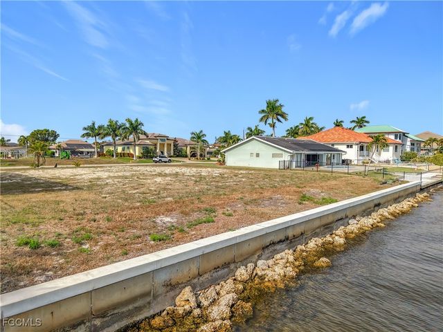 5827 SW 1st AVE, Cape Coral, FL 33914